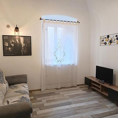 B&B Interno Sg LʼAquila Exteriör bild